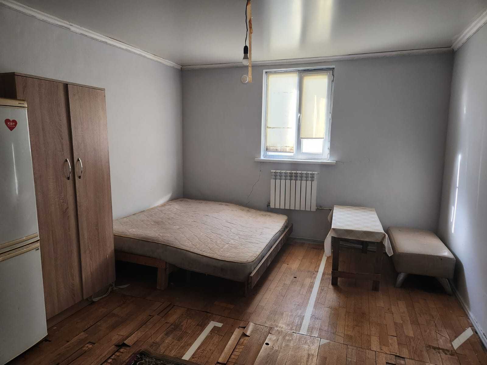 Сдам комнаты и времянки в общежитии.
