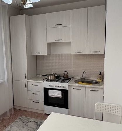 Срочно продам кухонный гарнитур