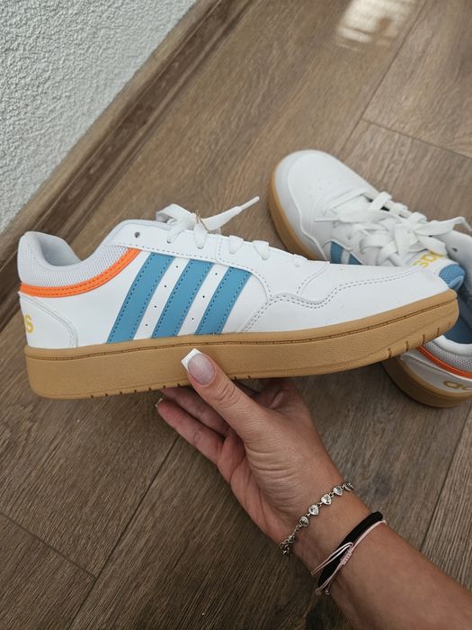 Обувки Aidas Hoops