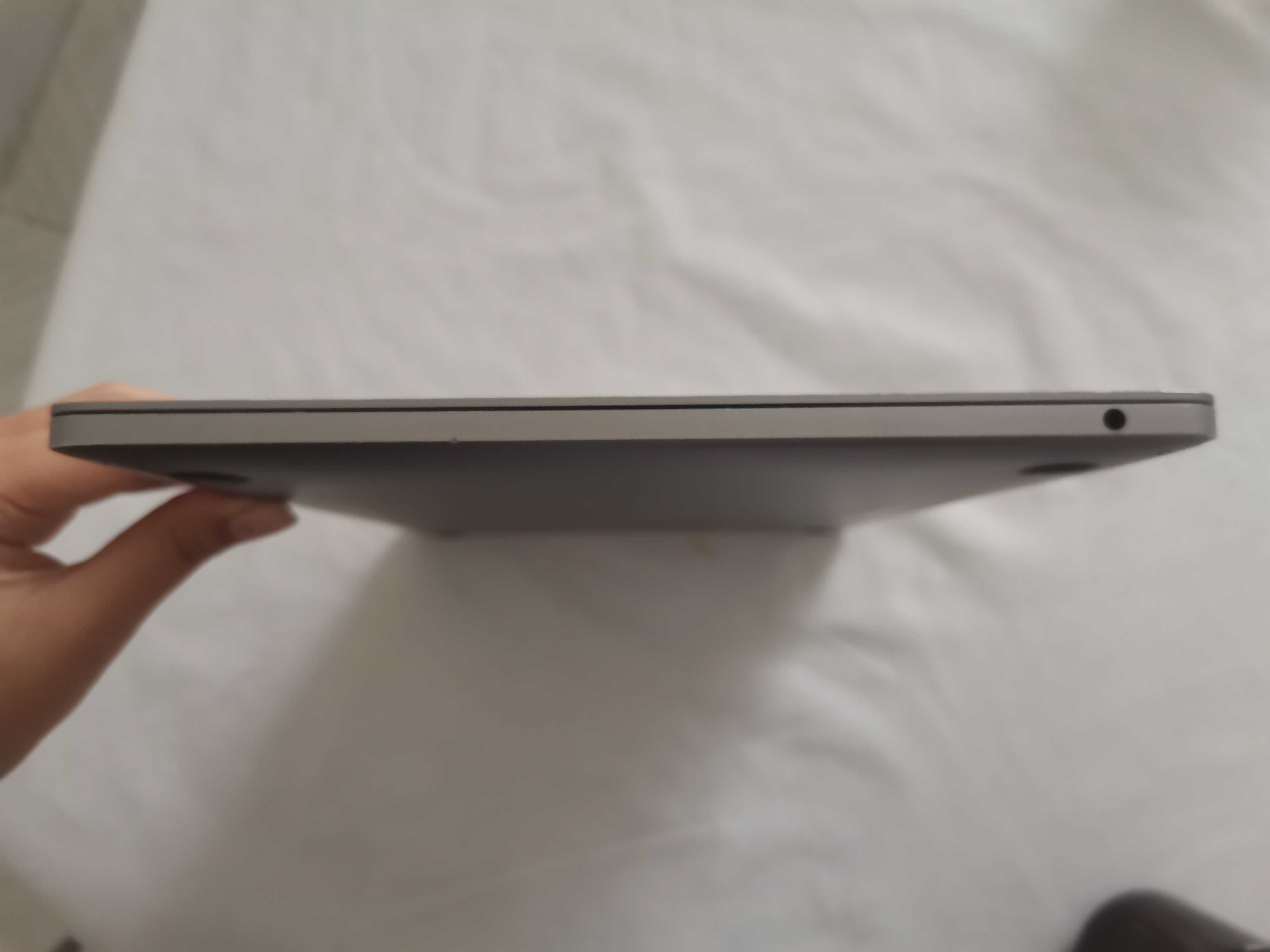 MacBook Pro 13 (2017)
