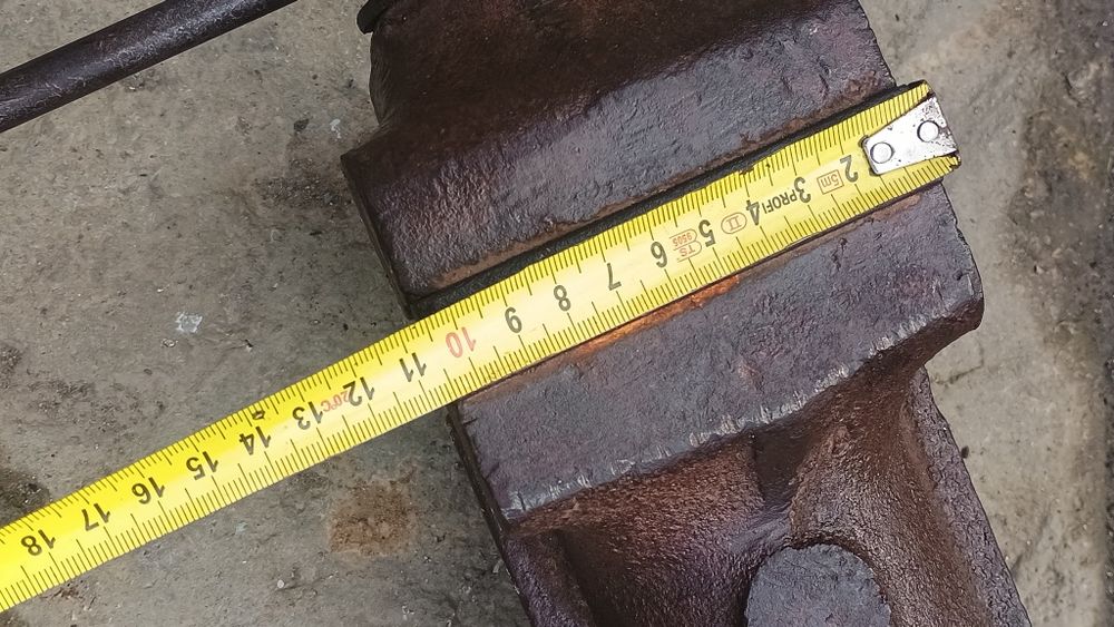 Продава се работещ менгеме