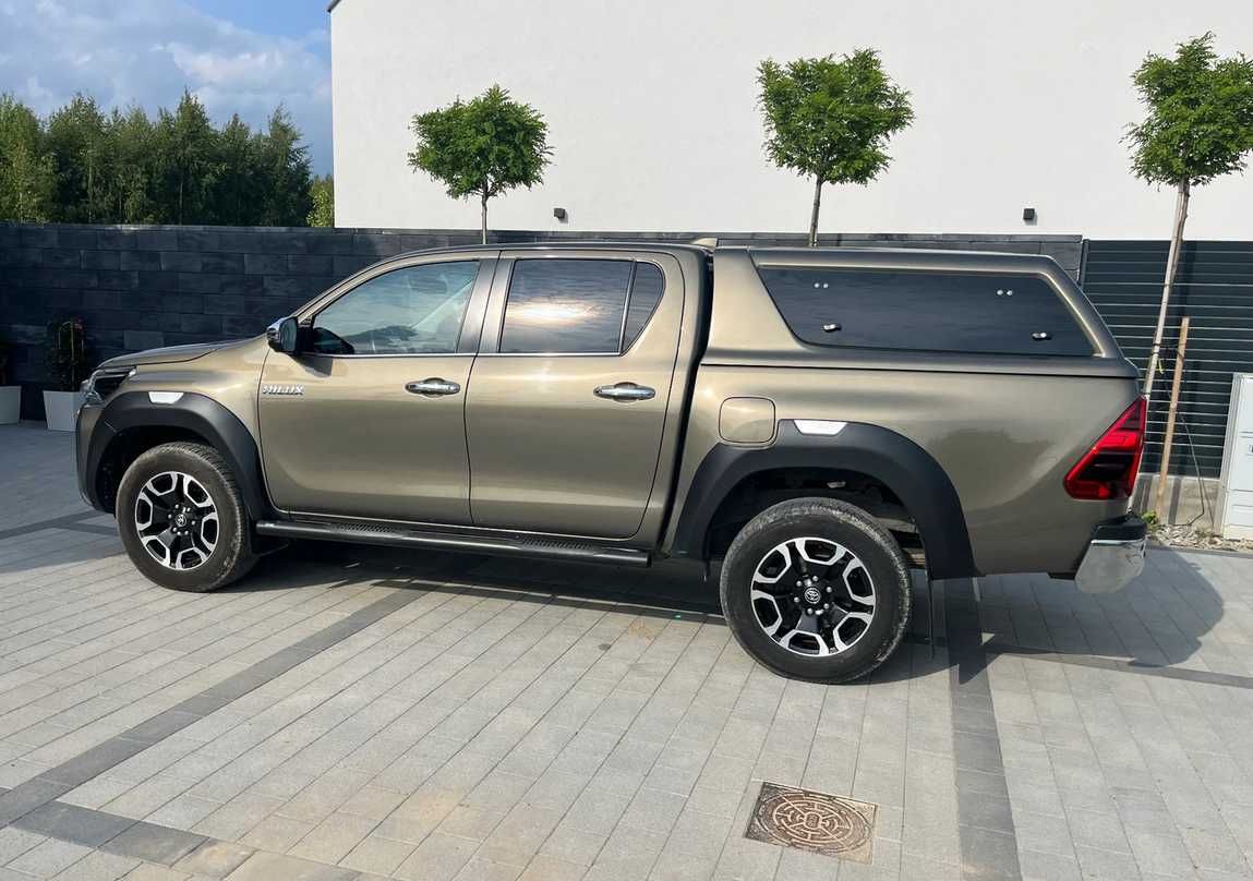 Toyota Hilux 2.8 D-4D Double Cab SR5+ 4x4