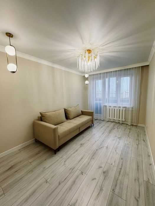 Нукус • Посольство России • 3-комн • 70 м² • этаж 4/4 • [M:0326]