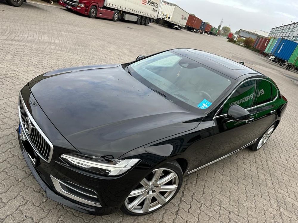 Volvo S90 D5 AWD