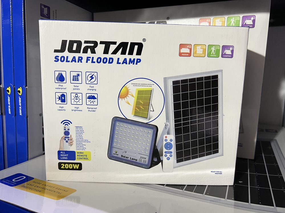 Proiector Solar 200W Jortan cu cablu de 4 metri și telecomanda