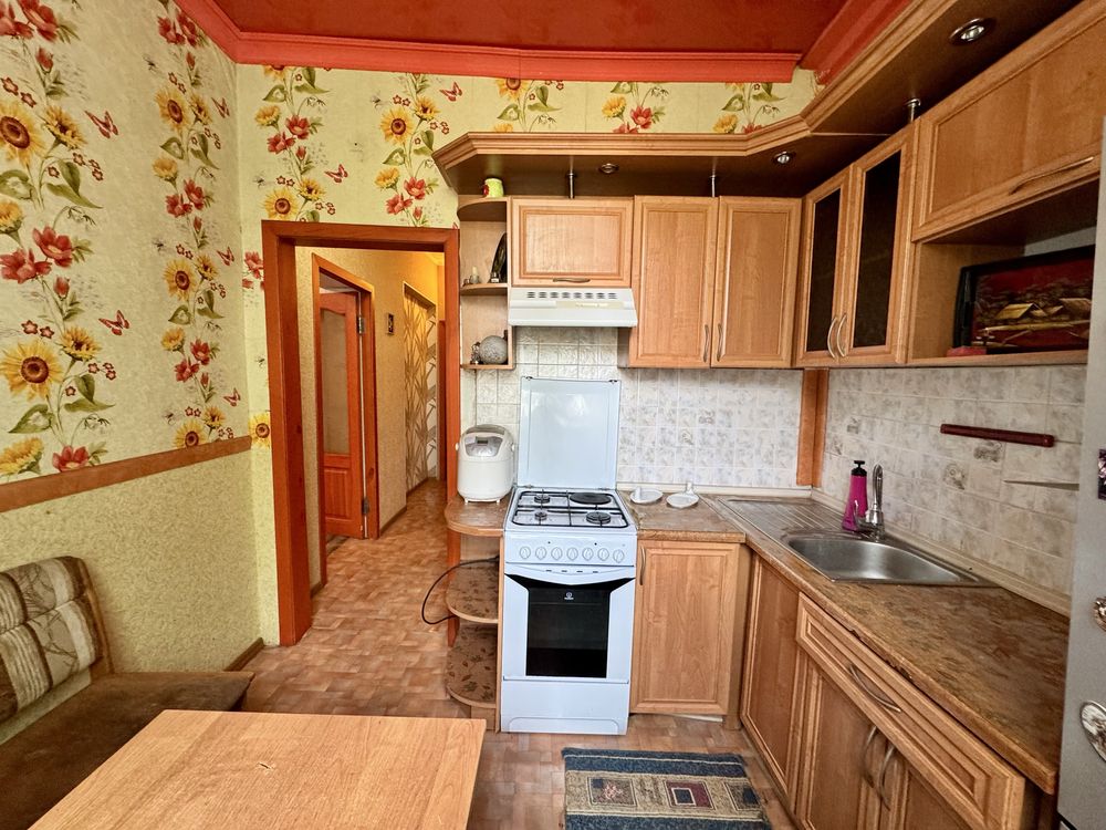Продаем 3 комн. кв. по ул. Московская(рядом ЦОН по ул. Чкалова)