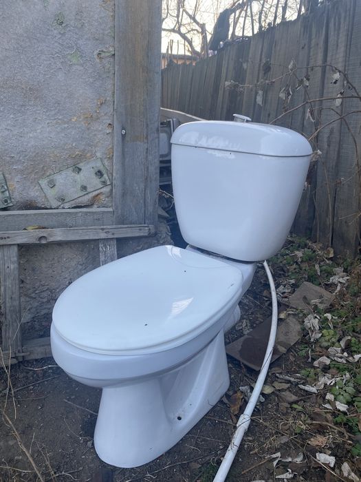 Продам унитаз б/у