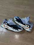 Vand yeezy 700 waverunner/schimb cu jordan sau yeezy