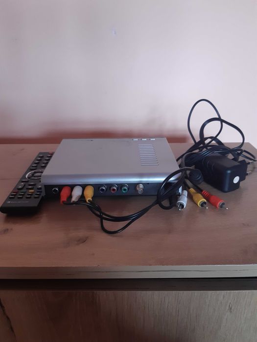 Приемник на Булсатком комплект- дистанционно, адаптер и карта