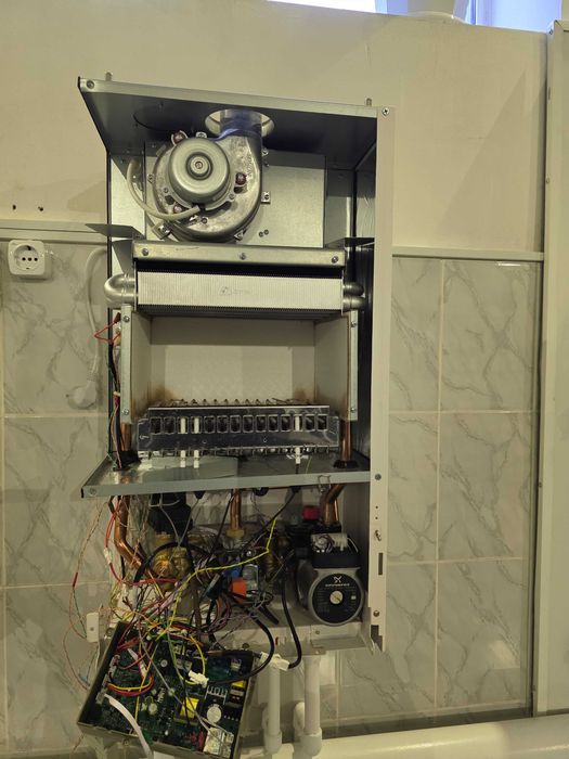 Котел, Ремонт газовых и жидкотопливных котлов, настенные и напольные