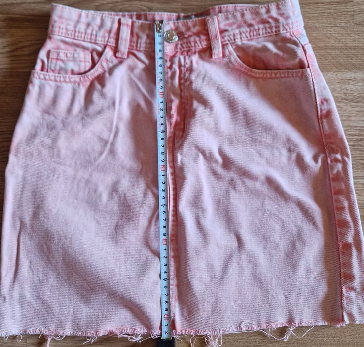 Fustă scurtă din jeans roz