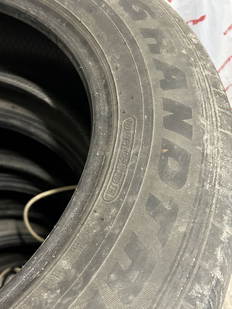 Комплект гуми 225/65/R17 Dunlop Grandtrack за SUV