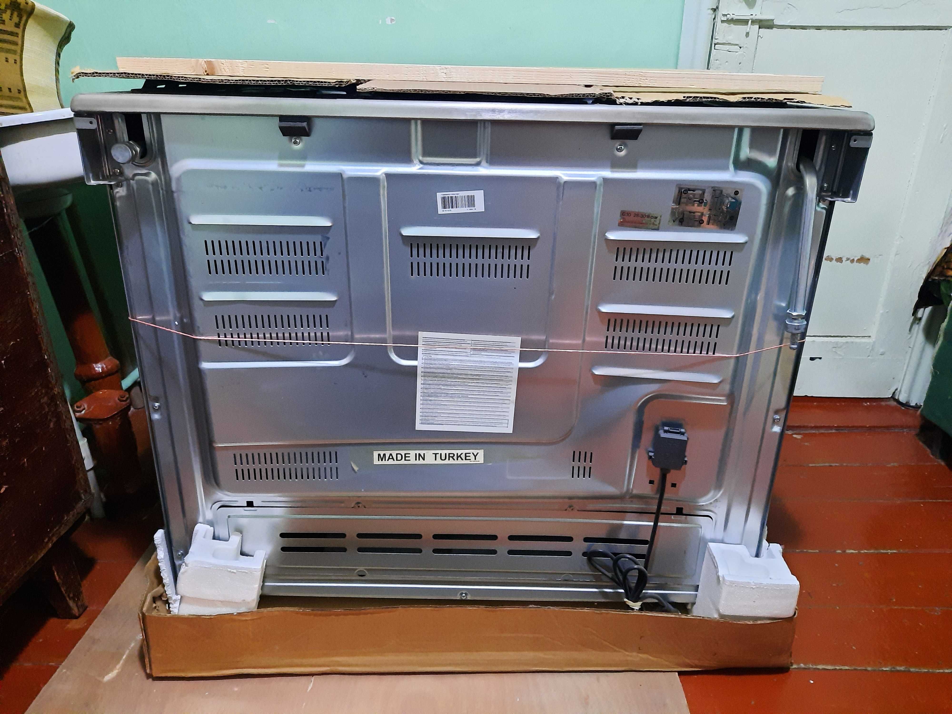 Газовая плита новая на 5 конфорок от Beko GG15115DX в Чирчике