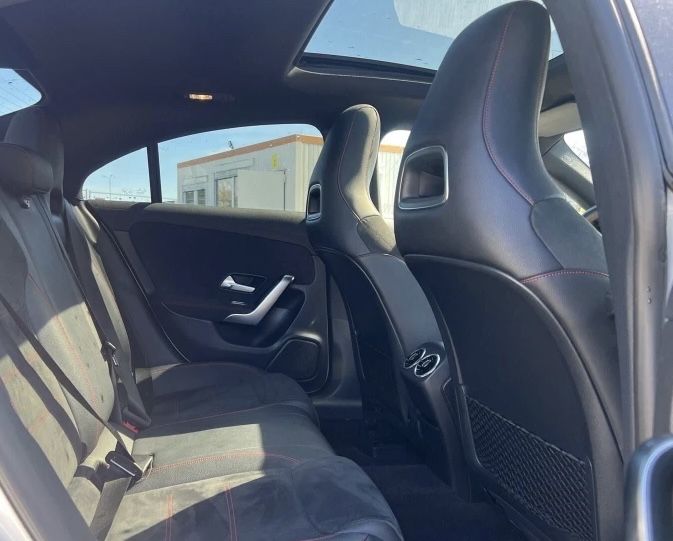 Кола под наем Mercedes CLA