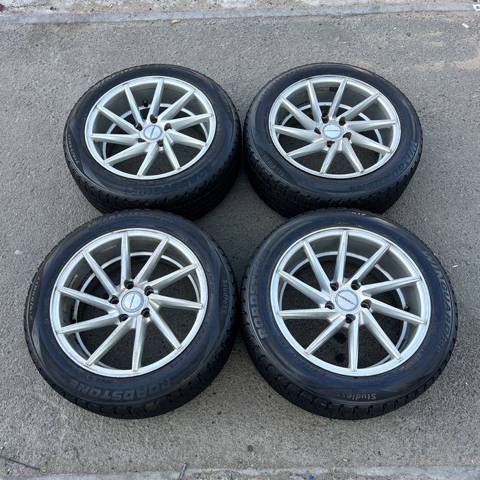 Комплект Vossen R17 с шинами