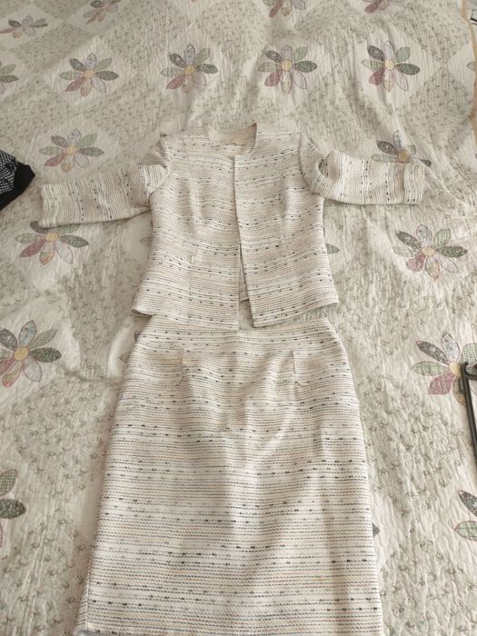 Костюм деловой, производство Турции, размер 44-46, однвала пару раз,.