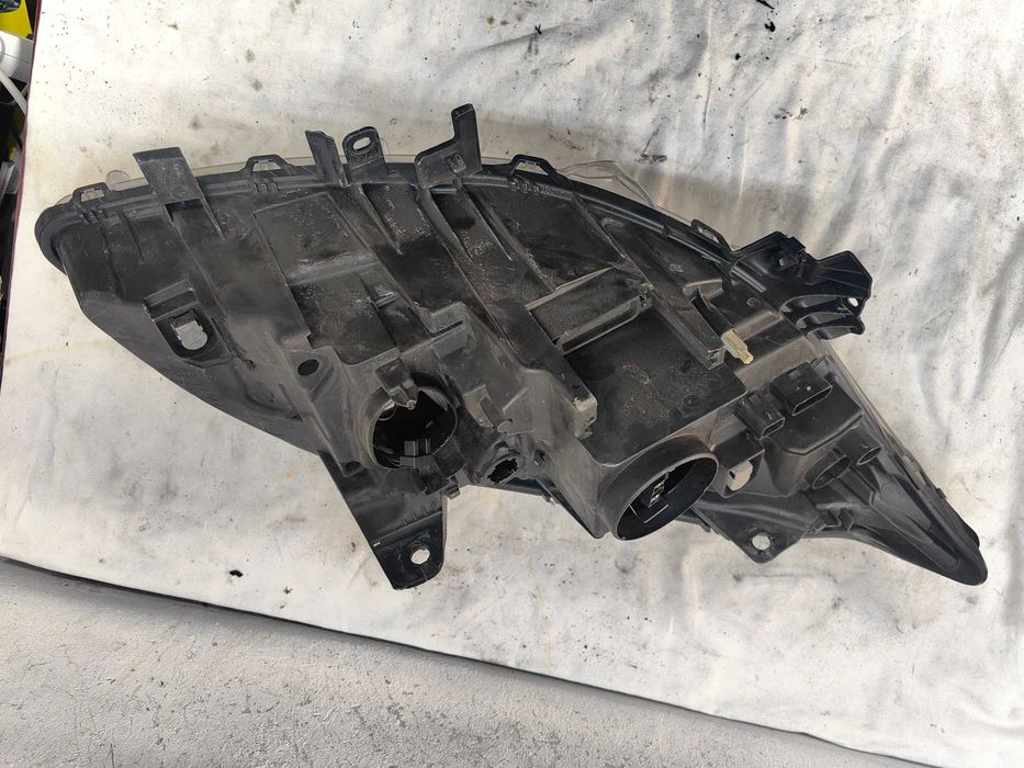 Оригинален фар Ляв Десен  Рено Лагуна 3  Renault Laguna 3 H7