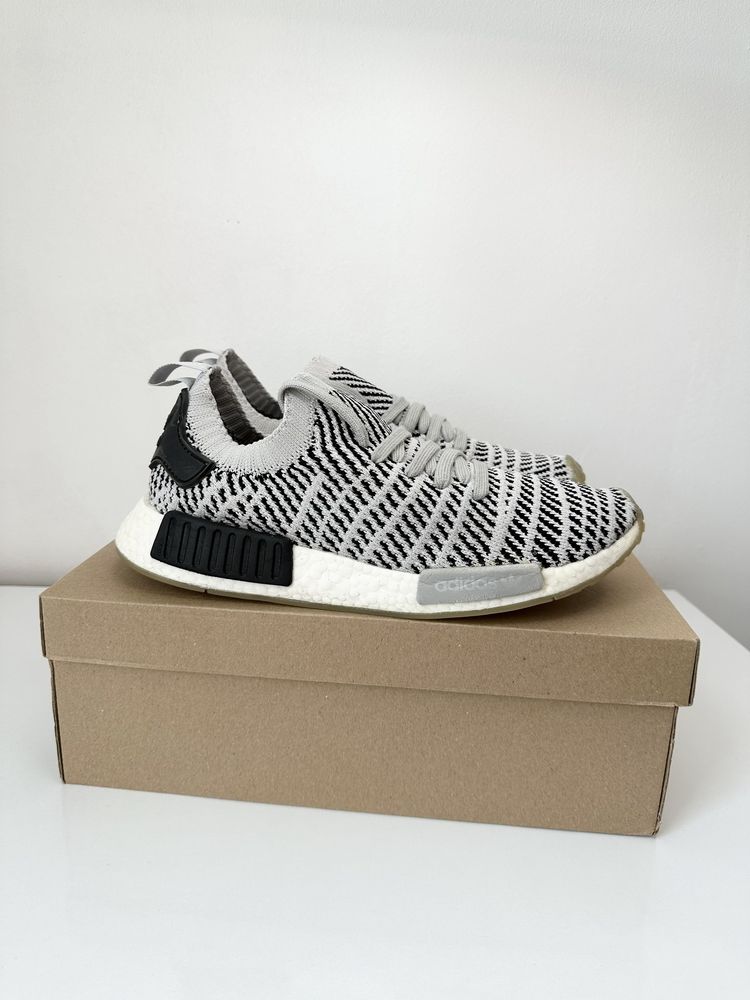 Adidad NMD R1 (42)Маратонки