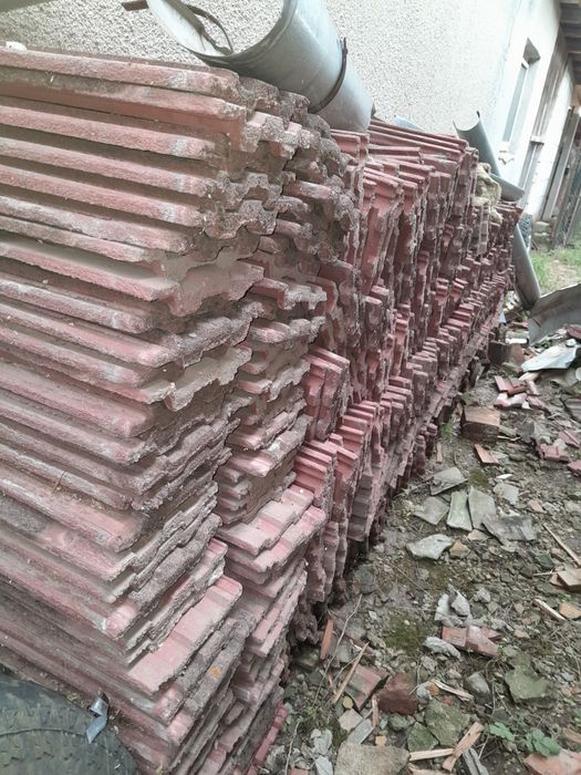 Vând Țigle ( Ciripuri ) din Ciment. 1100 buc.