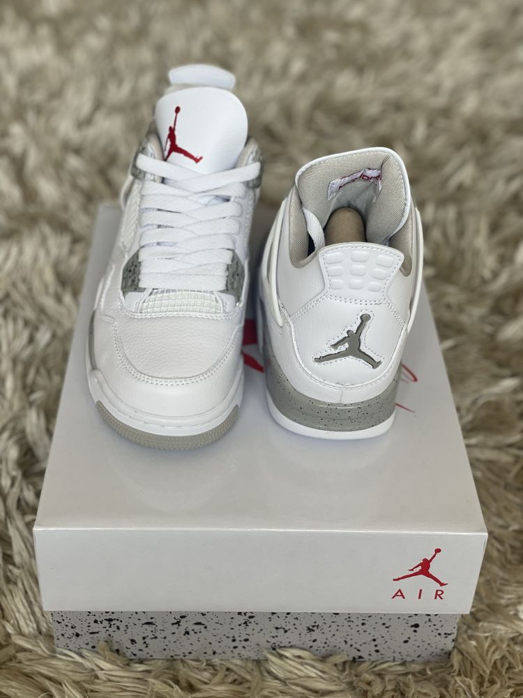 Jordan 4 Retro Oreo White Air Grey