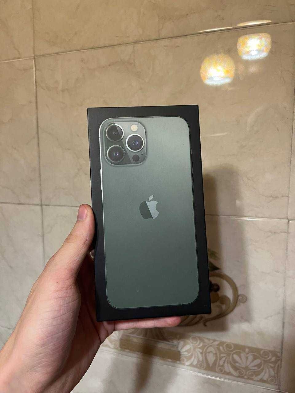 Коробки , упаковки Apple