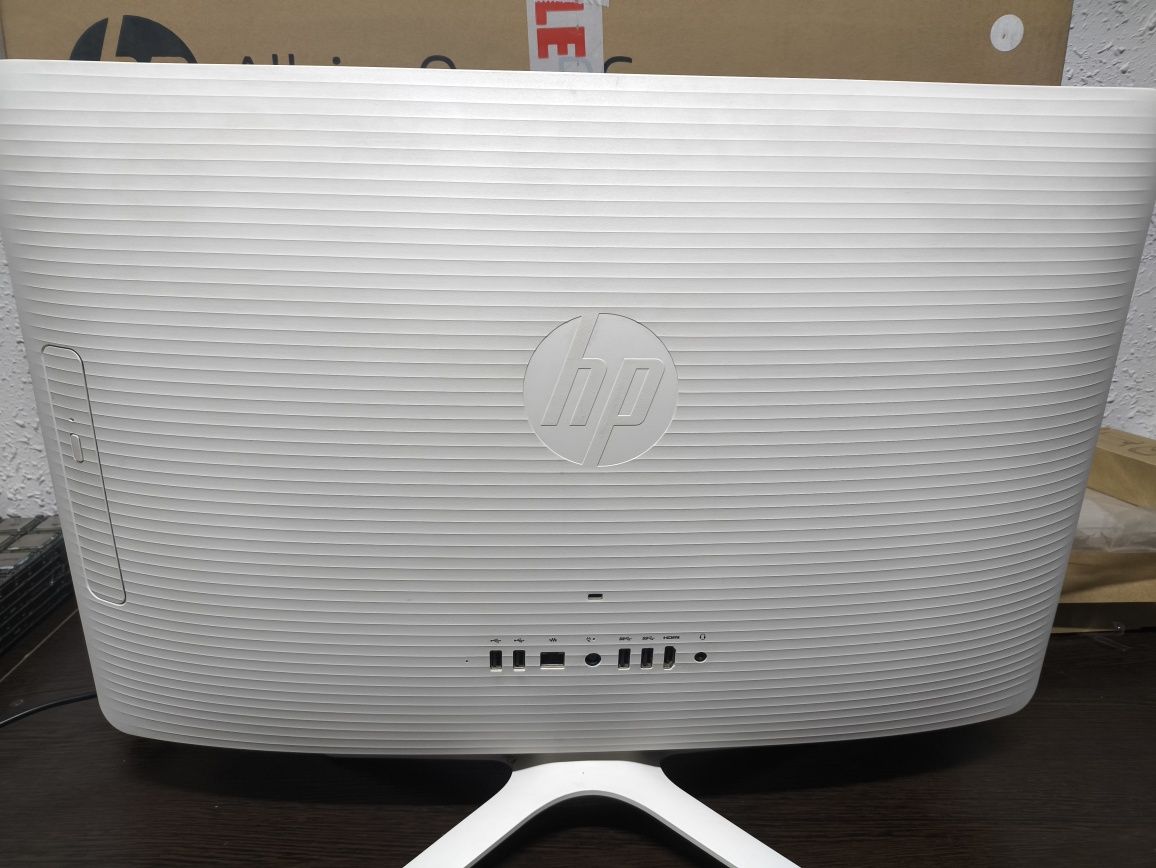 Моноблок HP All in One