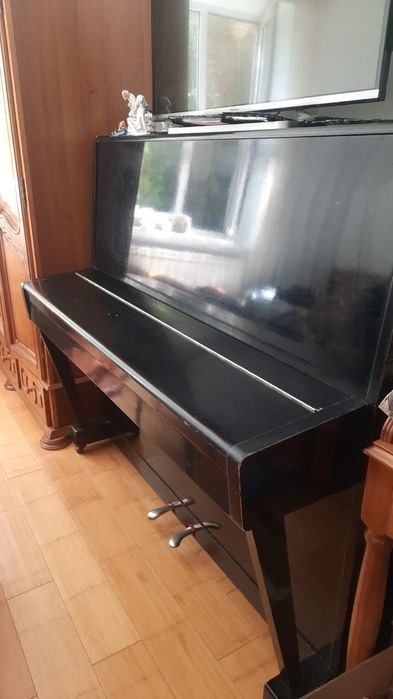 Пианино Октава..