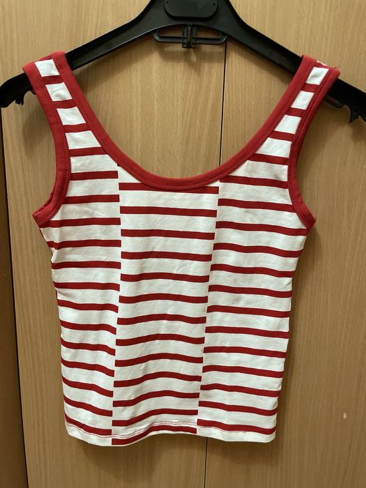 Top bumbac alb si rosu marimea S