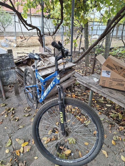 Se vând 2 biciclete