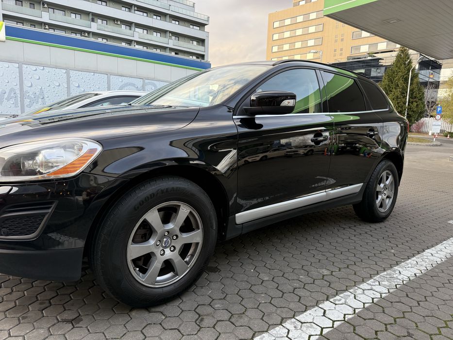 Primul proprietar,Volvo XC60,D5AWDS,2 400,205 CP,4/4