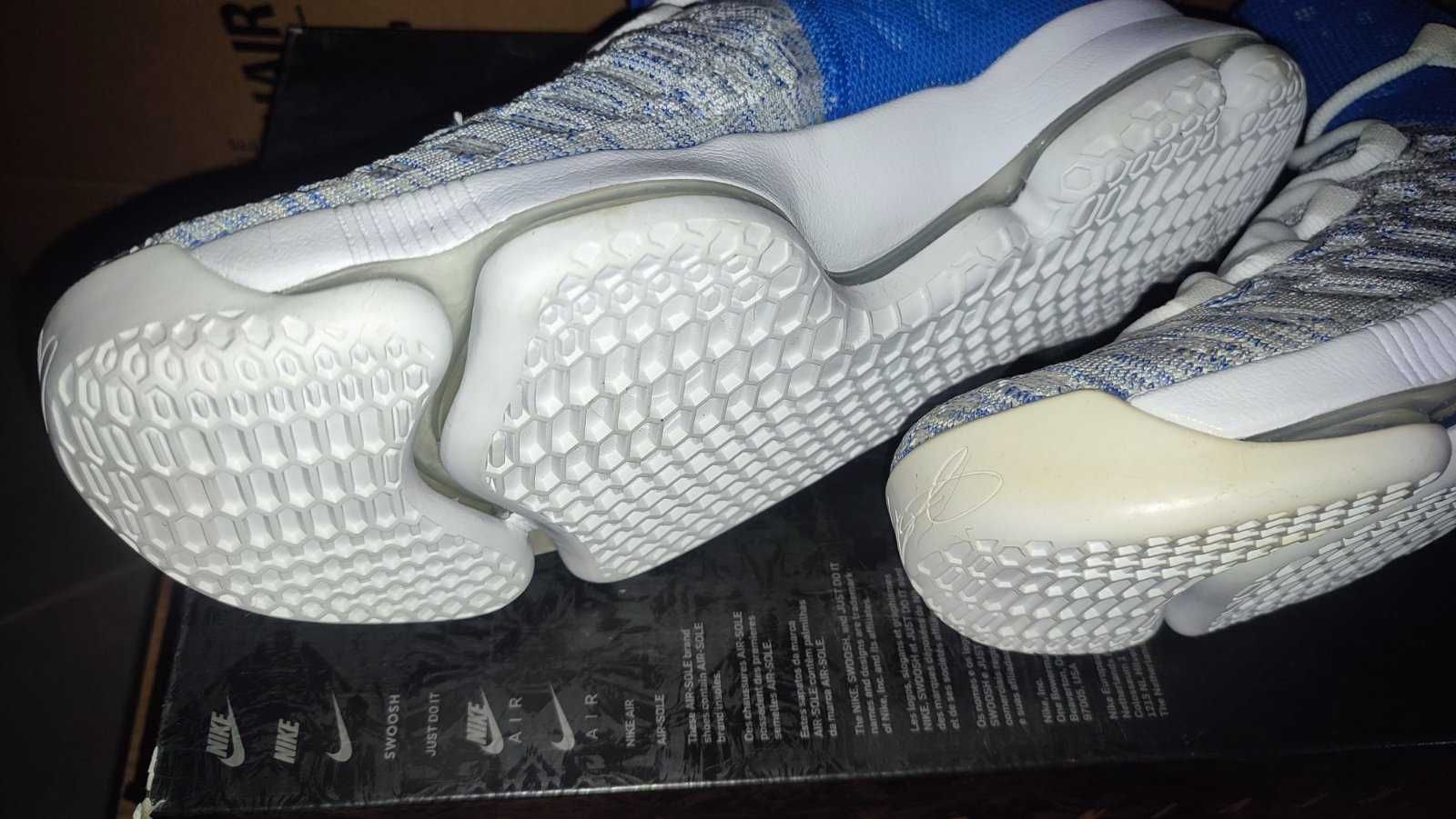 Оригинални маратонки с лек дефект * NIKE ZOOM KEVIN DURANT 9 * EU42.5