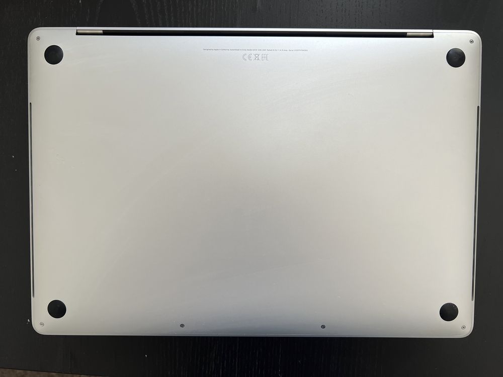 MacBook Pro 16 inch touch bar 16GB DDR4