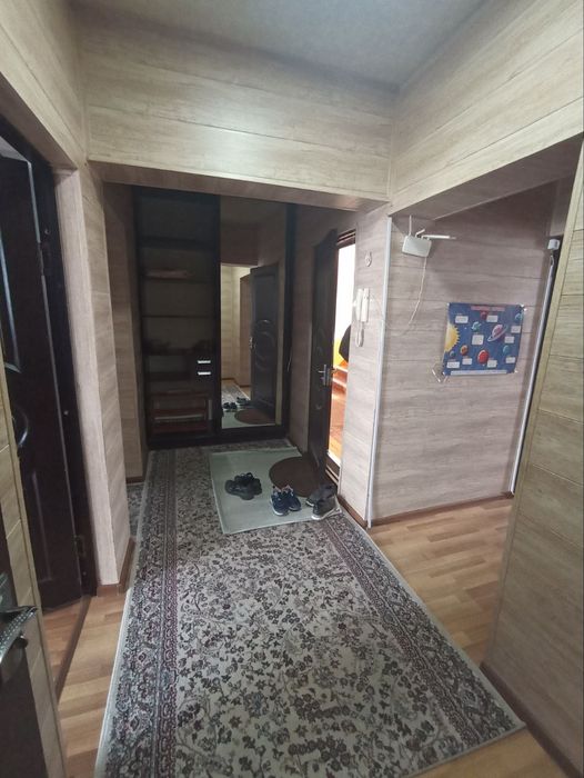 Продается трёхкомнатная квартира на массиве Водник
