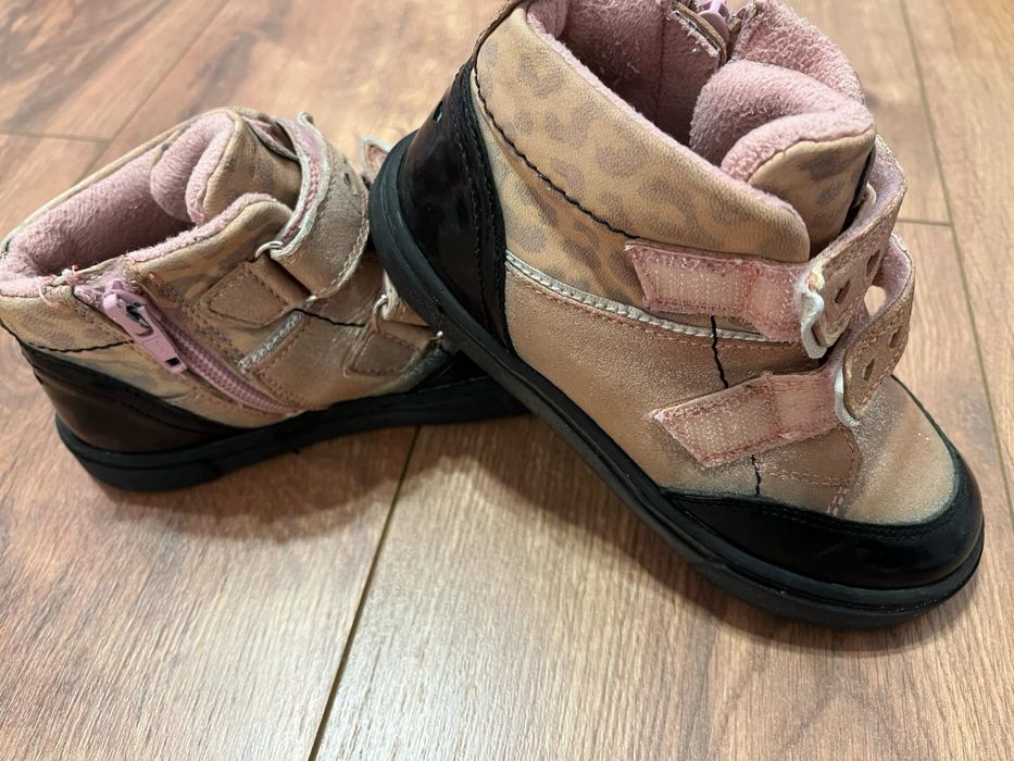 Lasocki детски боти