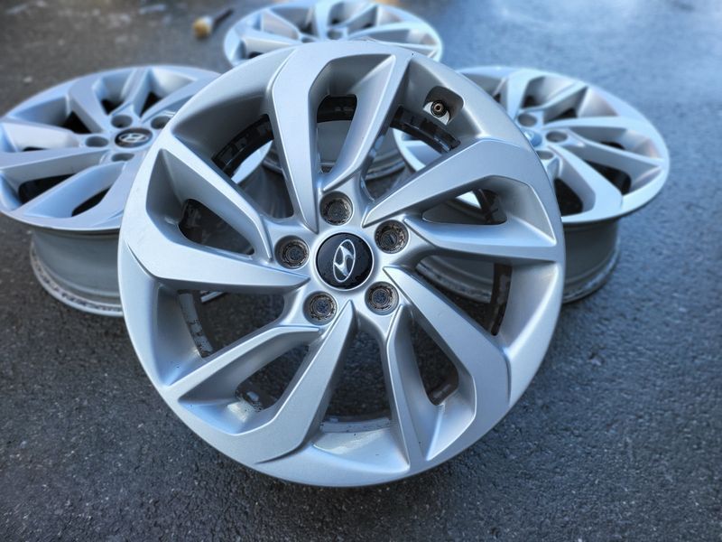 17цола Hyundai Хюндай 4бр Оригинални 5x114,3