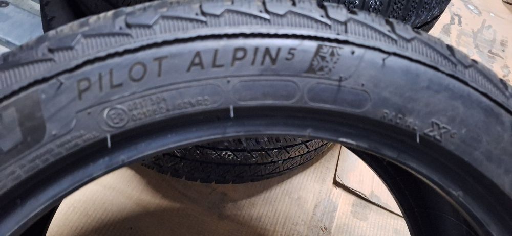 Michelin pilot alpin 5, 2бр 225 45 18