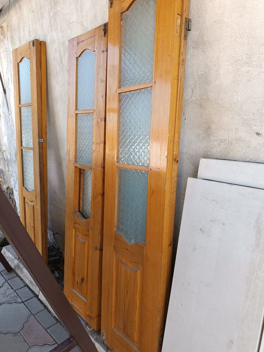 Продам деревянные двери