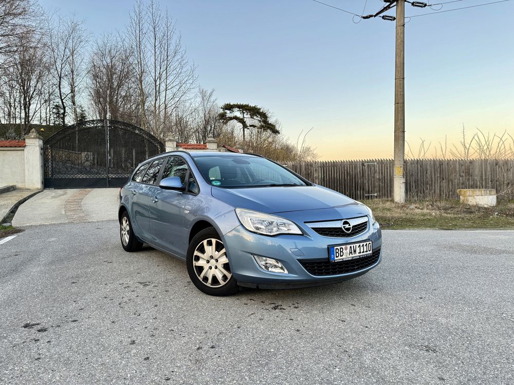 ‼️Opel Astra Turbo J, 1.4 benzina/ 140 cp/ 2011/ Euro 5/ Service ZI ‼️