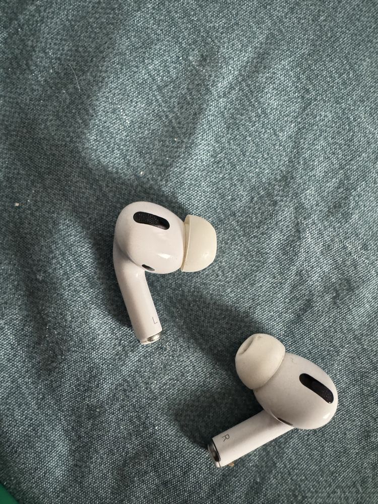 Casti airpods pro
