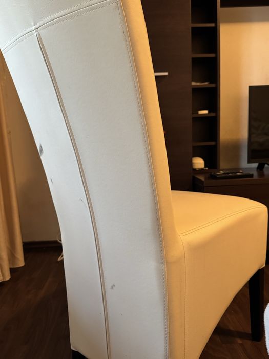 Scaune de dining confortabil