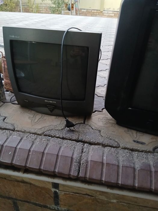 Срочно продаётся телевизоры