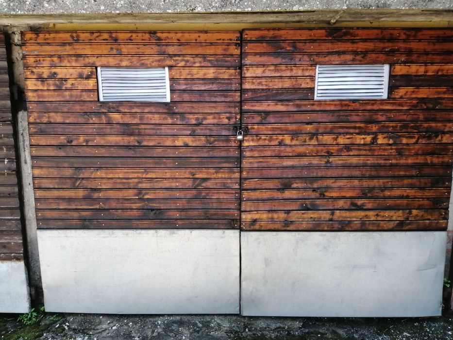 Дава се под наем Гараж / Паркомясто в Тетевен - 15 кв.м за 61.2 € - Снимка #1