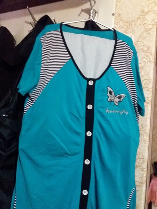 Продаю  матрасы - перила срочно +халаты в отличном состоянии