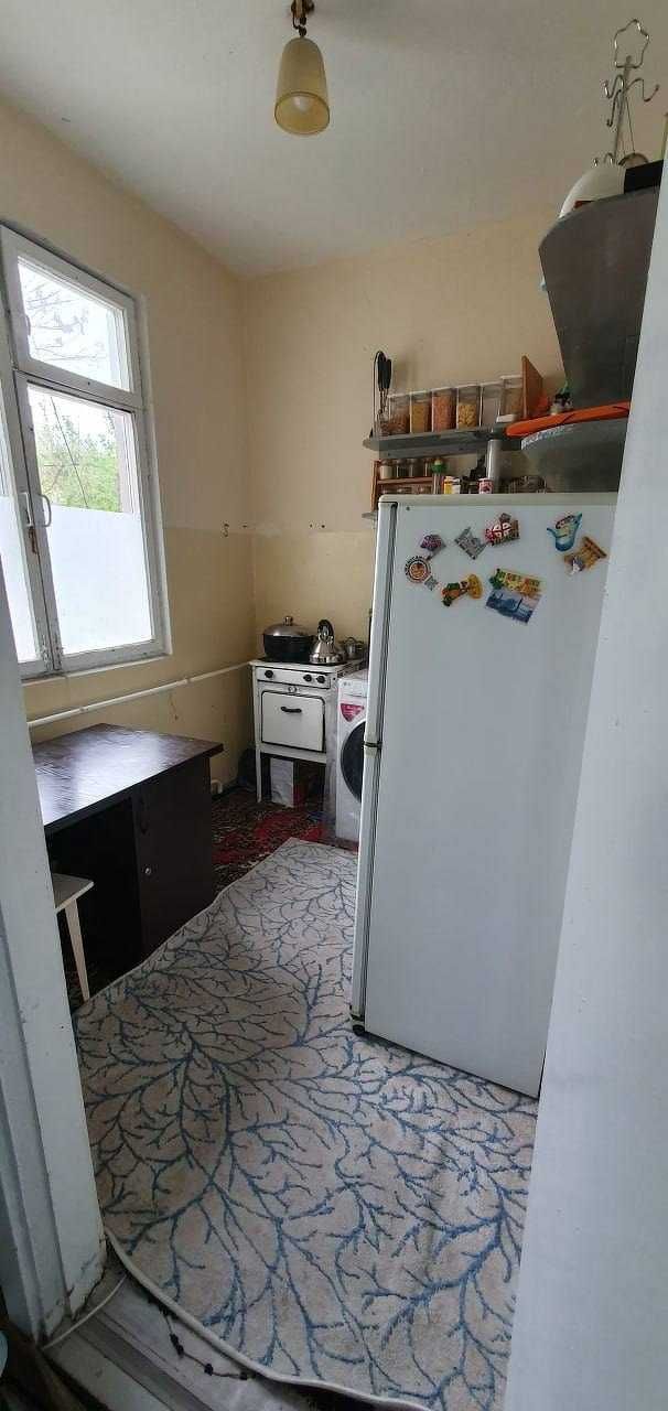 срочно продаю 1 комнатную 14-квартале в тихом районе (157)