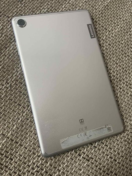Таблет Lenovo TB-8505X