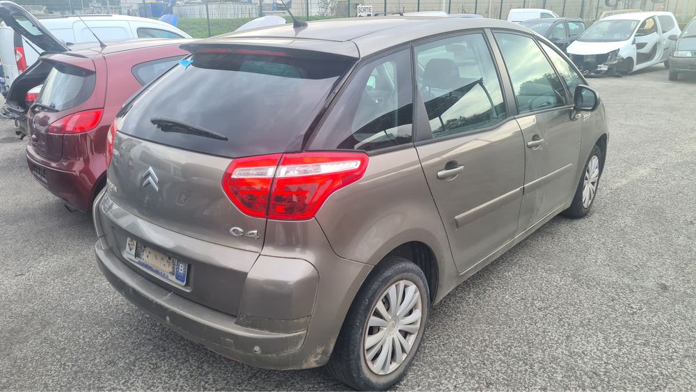 Citroen C4 Picasso 1.6 HDi/ 1.8i 16V  2008г. на части