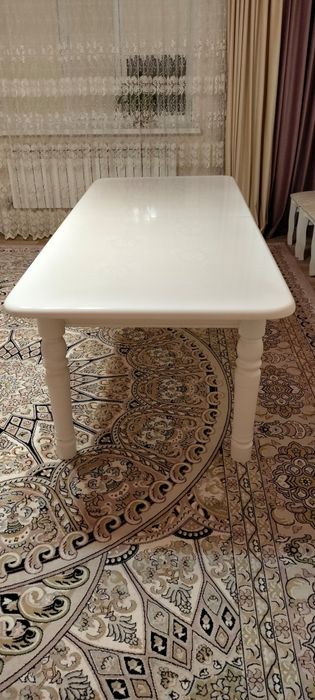 Продам стол трансформер , дерево ,в  отличном состоянии