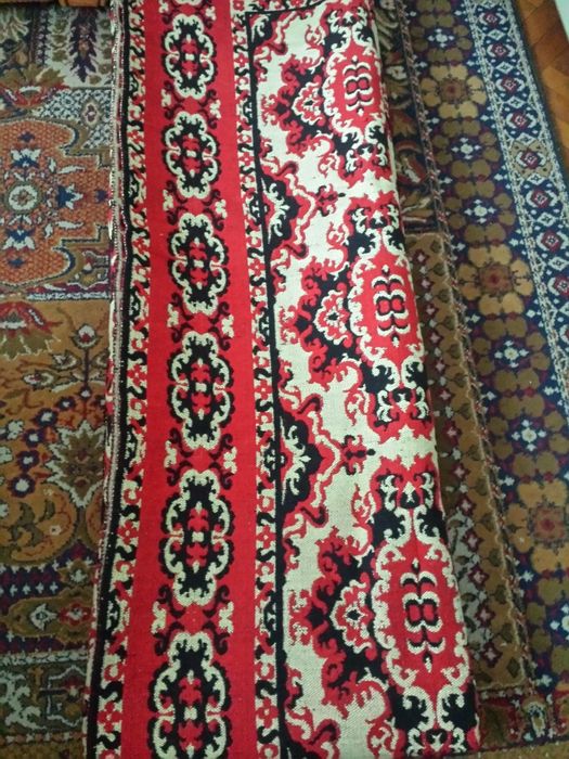 Жакардов килим нов
