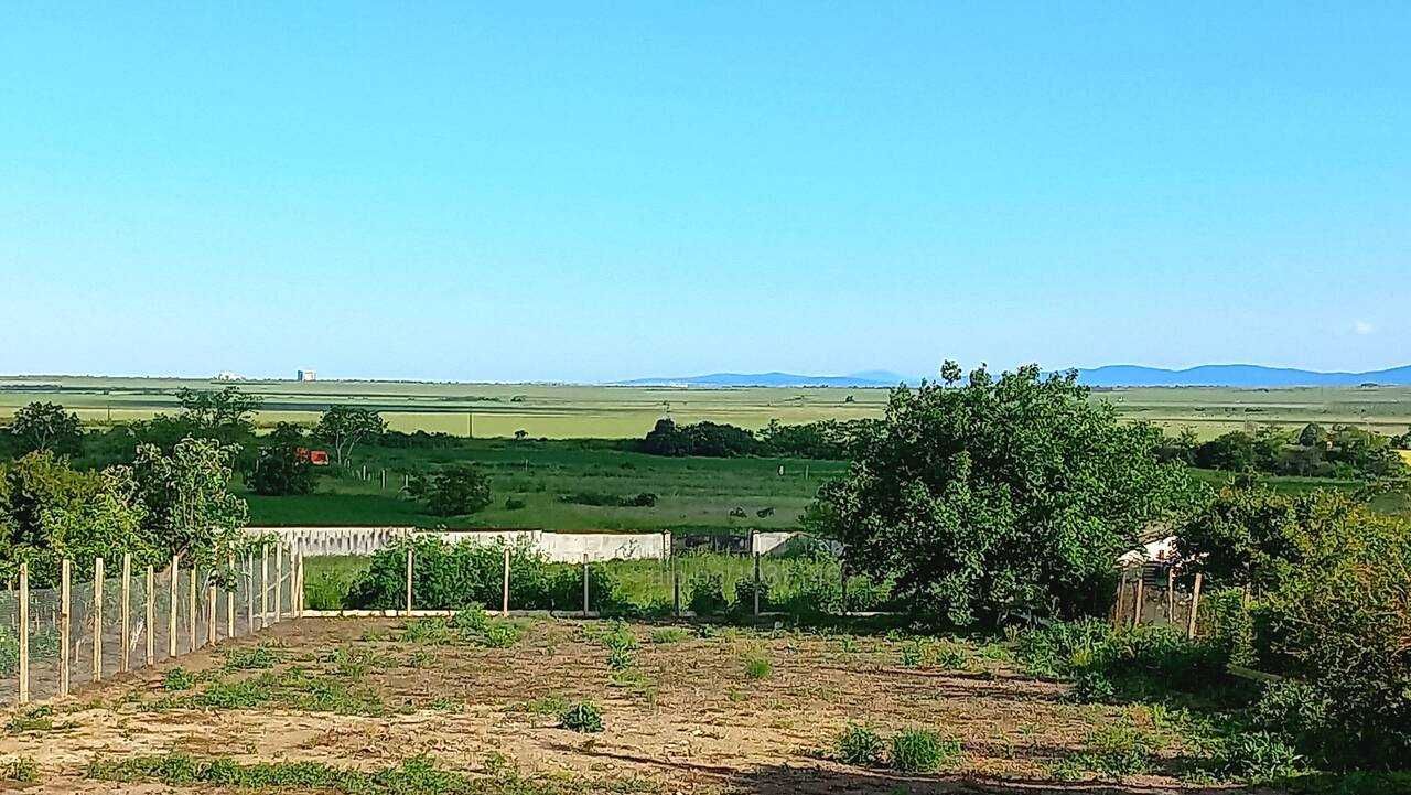 Продава се Парцел в Поморие - 1211 кв.м за 65 €/кв.м - Снимка #1