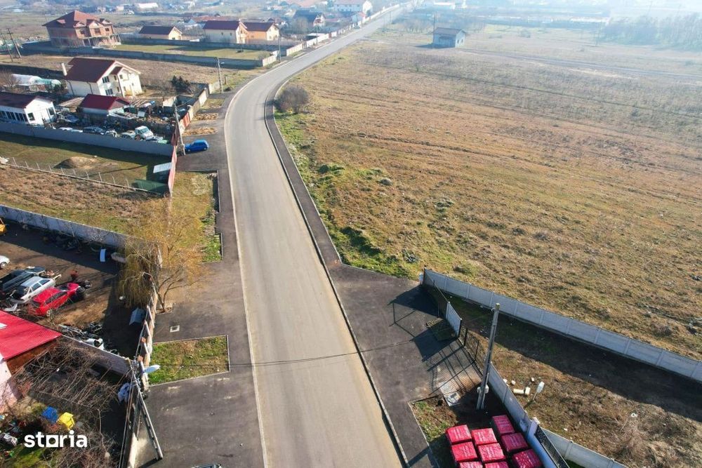 Teren extravilan 1000 mp, Rovine 2, acces la doua strazi, 8.7 m front